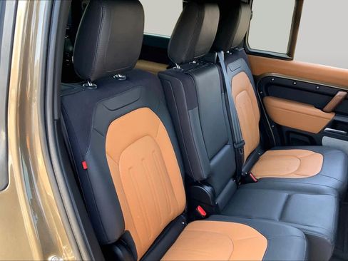 Used 2023 Land Rover Defender 130 X AWD/4WD image 19