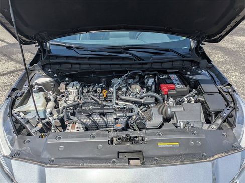 Used 2022 Nissan Altima 2.5 SR image 25