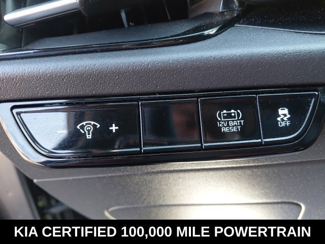 Certified 2024 Kia Niro LX FWD image 17