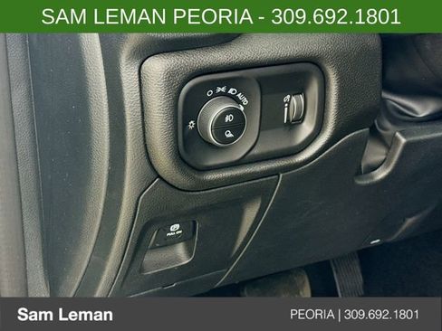 New 2026 RAM 1500 Express AWD/4WD image 10