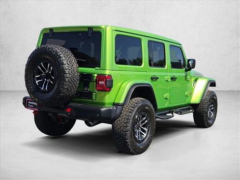 Used 2025 Jeep Wrangler Unlimited Rubicon AWD/4WD image 6