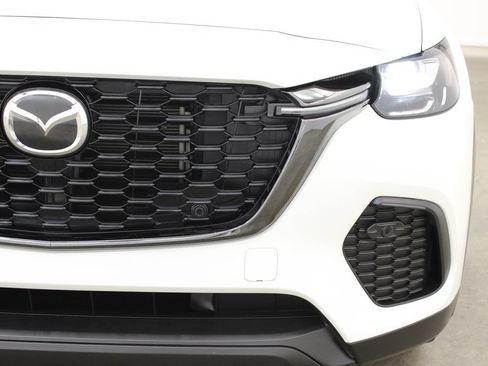 Used 2025 MAZDA CX-70 3.3 Turbo w/ Preferred Package AWD/4WD image 8