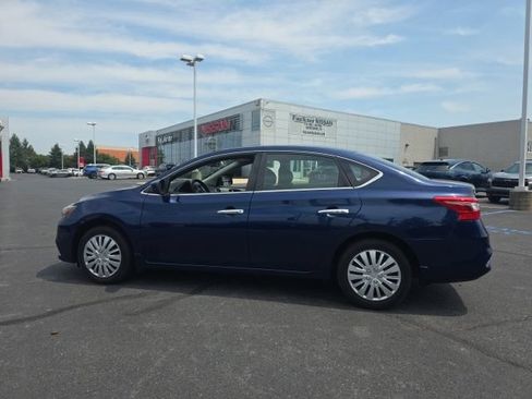 Used 2017 Nissan Sentra S FWD image 8