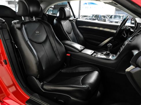Used 2011 INFINITI G37 Sport w/ Premium Pkg image 35