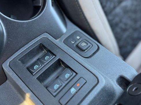 Used 2022 Ford Bronco Wildtrak image 15