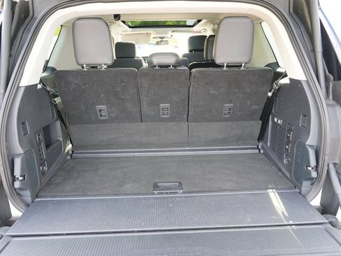 Used 2025 Ford Expedition Platinum w/ Driver's Package AWD/4WD image 27