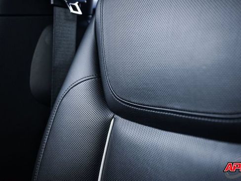 Used 2017 Rolls-Royce Ghost RWD image 82