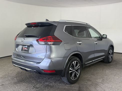 Used 2018 Nissan Rogue SL w/ Premium Package AWD/4WD image 9