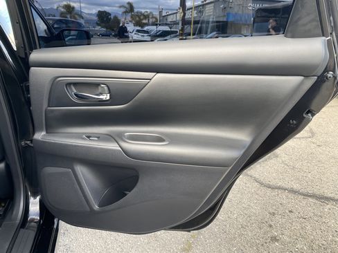 Used 2017 Nissan Altima 2.5 S w/ Power Driver Seat Package FWD image 21
