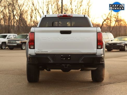 Certified 2023 Chevrolet Colorado Trail Boss w/ Technology Package AWD/4WD image 7