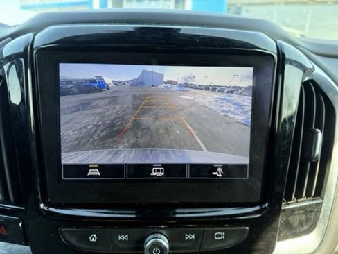 Certified 2023 Chevrolet Traverse LT w/ LPO, Floor Liner Package image 11