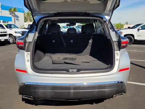Used 2024 Nissan Murano SV image 27