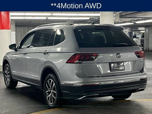 Used 2020 Volkswagen Tiguan SE w/ Panoramic Sunroof Package AWD/4WD image 5