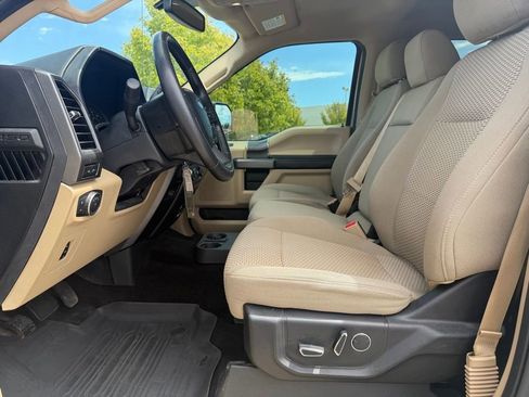 Used 2017 Ford F150 XLT w/ Equipment Group 302A Luxury AWD/4WD image 13