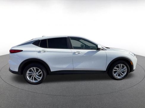 Used 2025 Buick Envista Preferred image 16