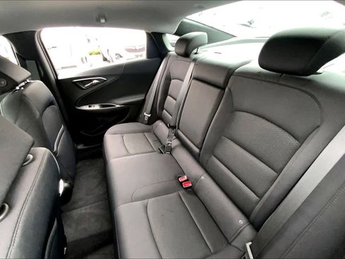 Used 2022 Chevrolet Malibu LT FWD image 21