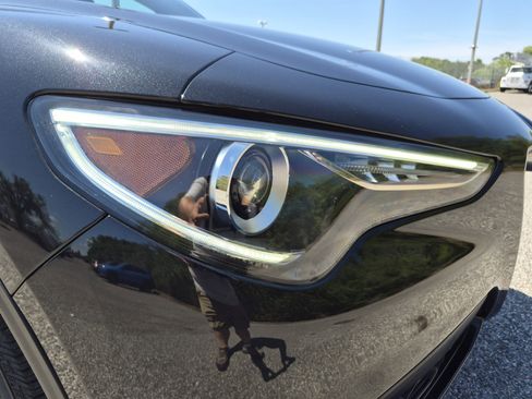 Used 2022 Alfa Romeo Stelvio Sprint RWD image 11