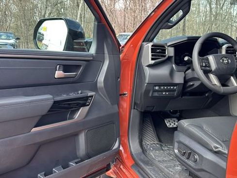 New 2025 Toyota Tundra Limited image 12