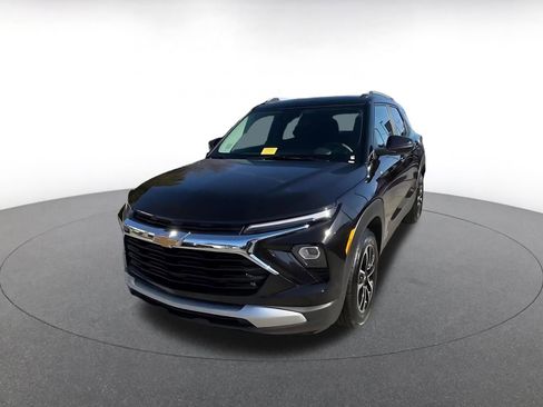 Used 2025 Chevrolet TrailBlazer LT image 7