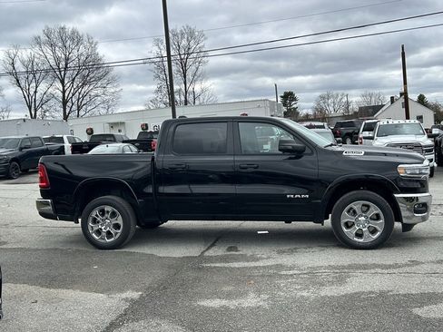 New 2026 RAM 1500 4x4 Crew Cab image 5