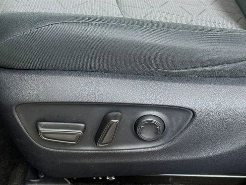 Used 2023 Toyota RAV4 XLE FWD image 19