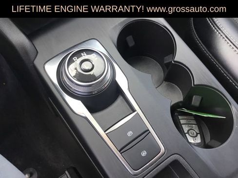 Used 2024 Ford Escape Platinum AWD/4WD image 17