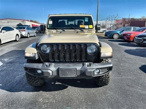 Used 2022 Jeep Gladiator Sport image 12