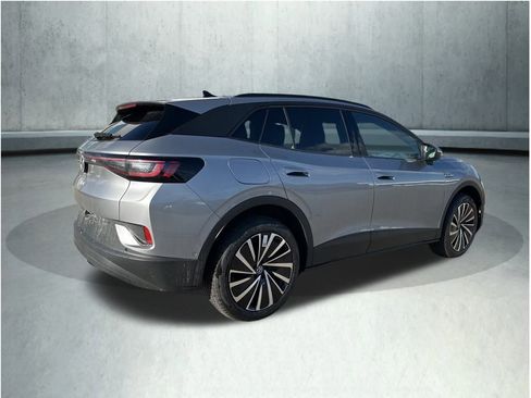New 2025 Volkswagen ID.4 Pro image 8