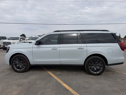 Used 2025 Ford Expedition Max Platinum w/ Stealth Performance Package AWD/4WD image 2