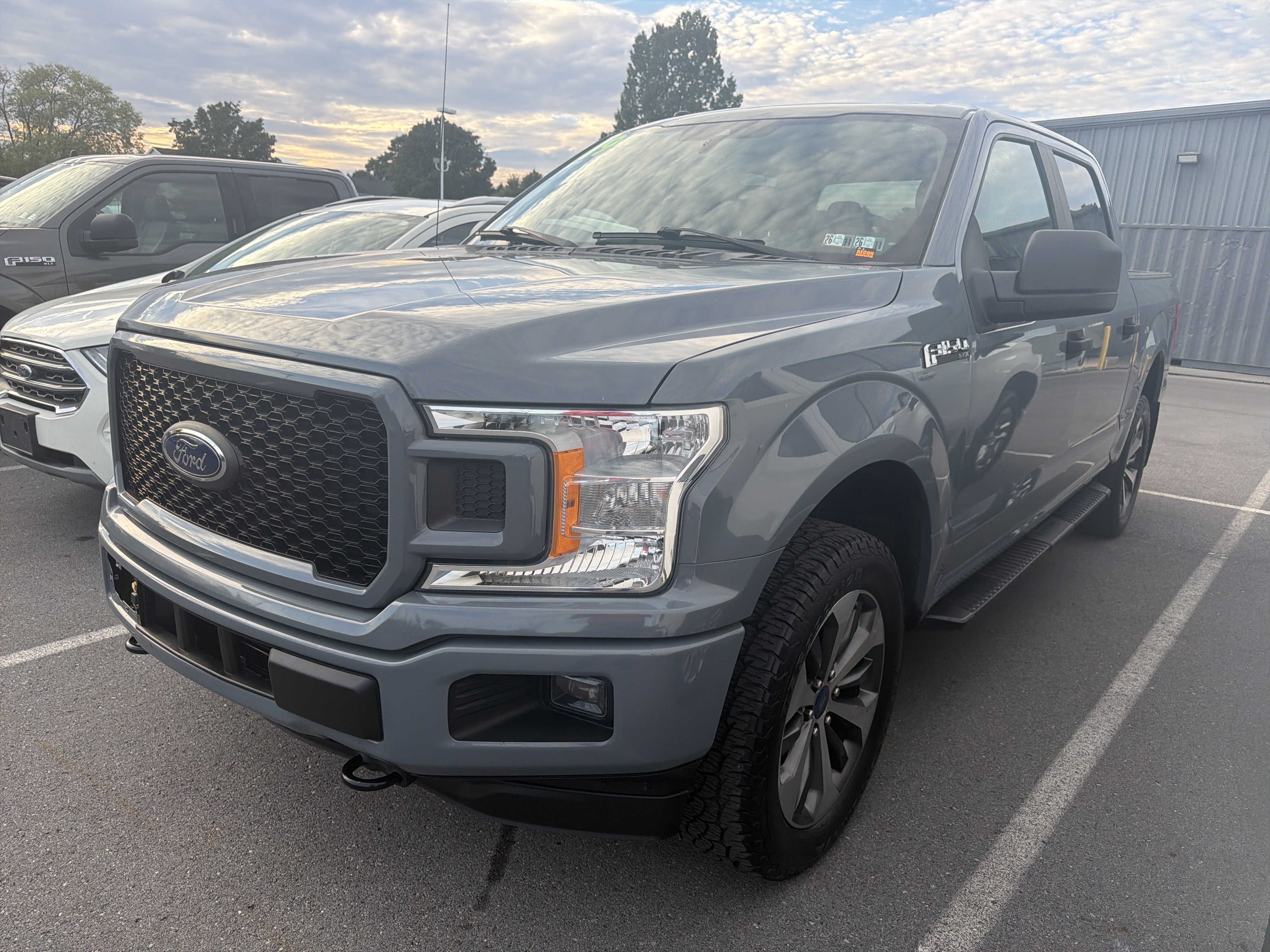 Used 2019 Ford F150 XL w/ Equipment Group 101A Mid AWD/4WD image 2