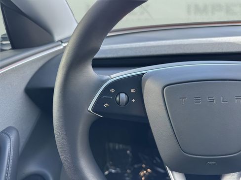 Used 2025 Tesla Model 3 Long Range image 16