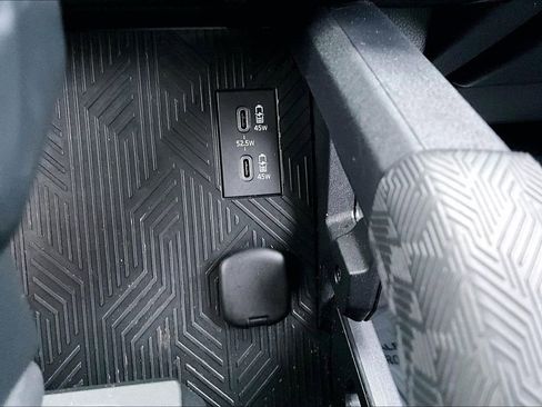 Used 2025 Toyota 4Runner TRD Off-Road image 31