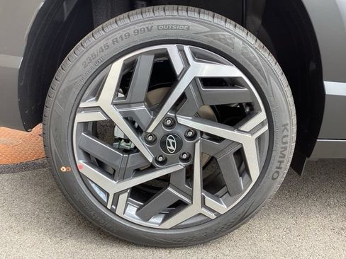 New 2026 Hyundai Kona SEL Premium AWD/4WD image 9