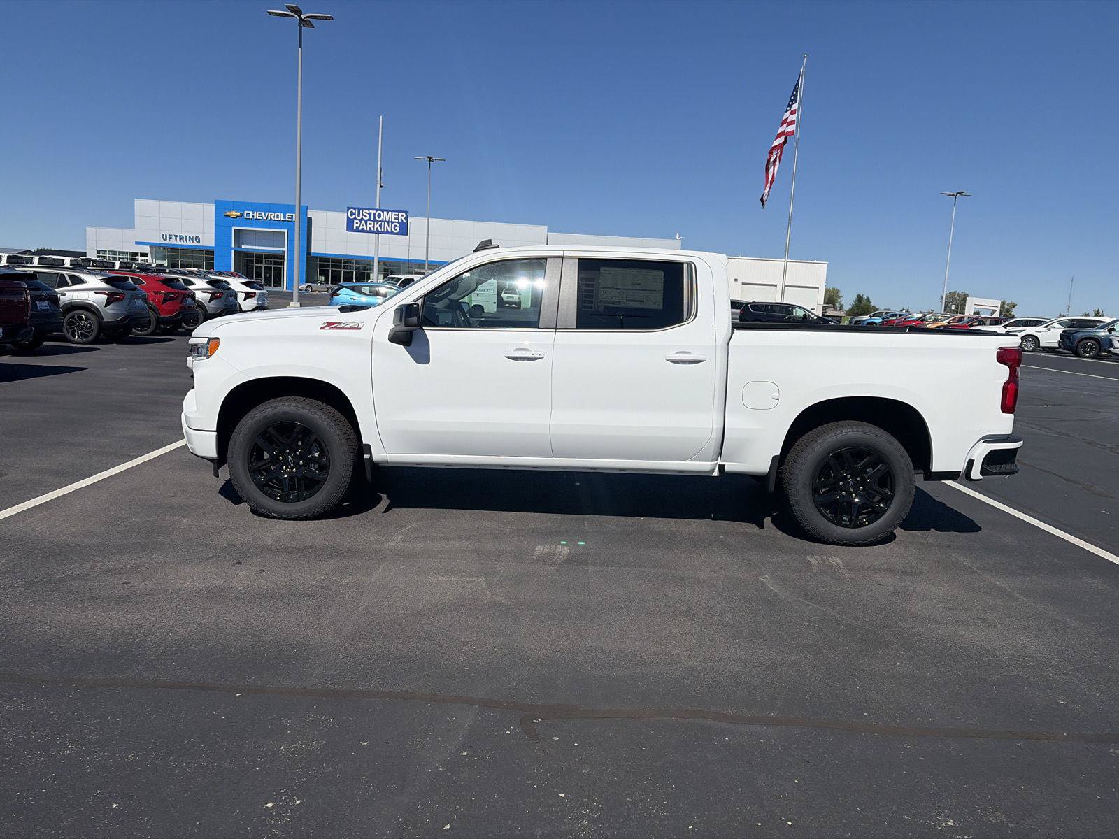 New 2026 Chevrolet Silverado 1500 RST AWD/4WD image 8