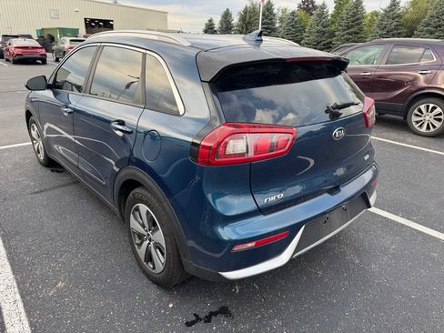 Used 2018 Kia Niro LX FWD image 4