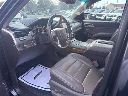 Used 2017 GMC Yukon Denali image 18