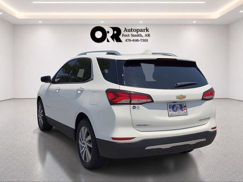 Used 2024 Chevrolet Equinox Premier AWD/4WD image 4