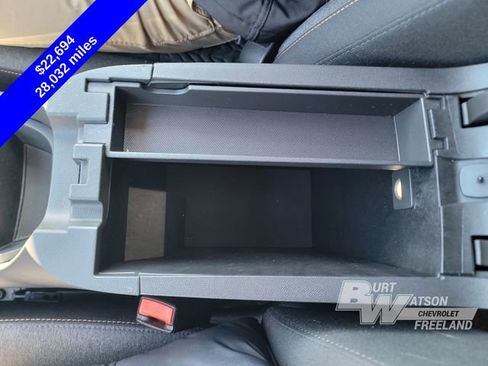 Used 2024 Chevrolet Equinox LT w/ LPO, Floor Liner Package image 19