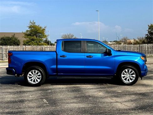 Used 2022 Chevrolet Silverado 1500 Custom image 9