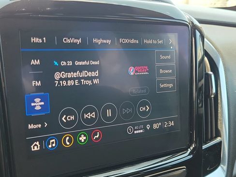 Used 2023 Chevrolet Traverse LT FWD image 28