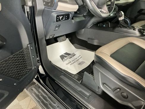 Used 2024 Ford Bronco Wildtrak AWD/4WD image 17