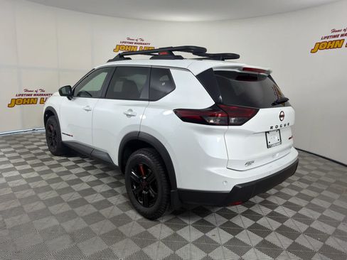 New 2026 Nissan Rogue SV AWD/4WD image 3