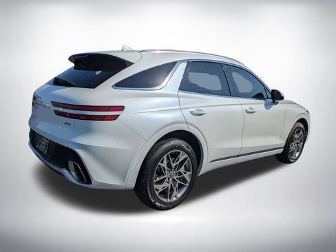 Used 2025 Genesis GV70 2.5T AWD/4WD image 4