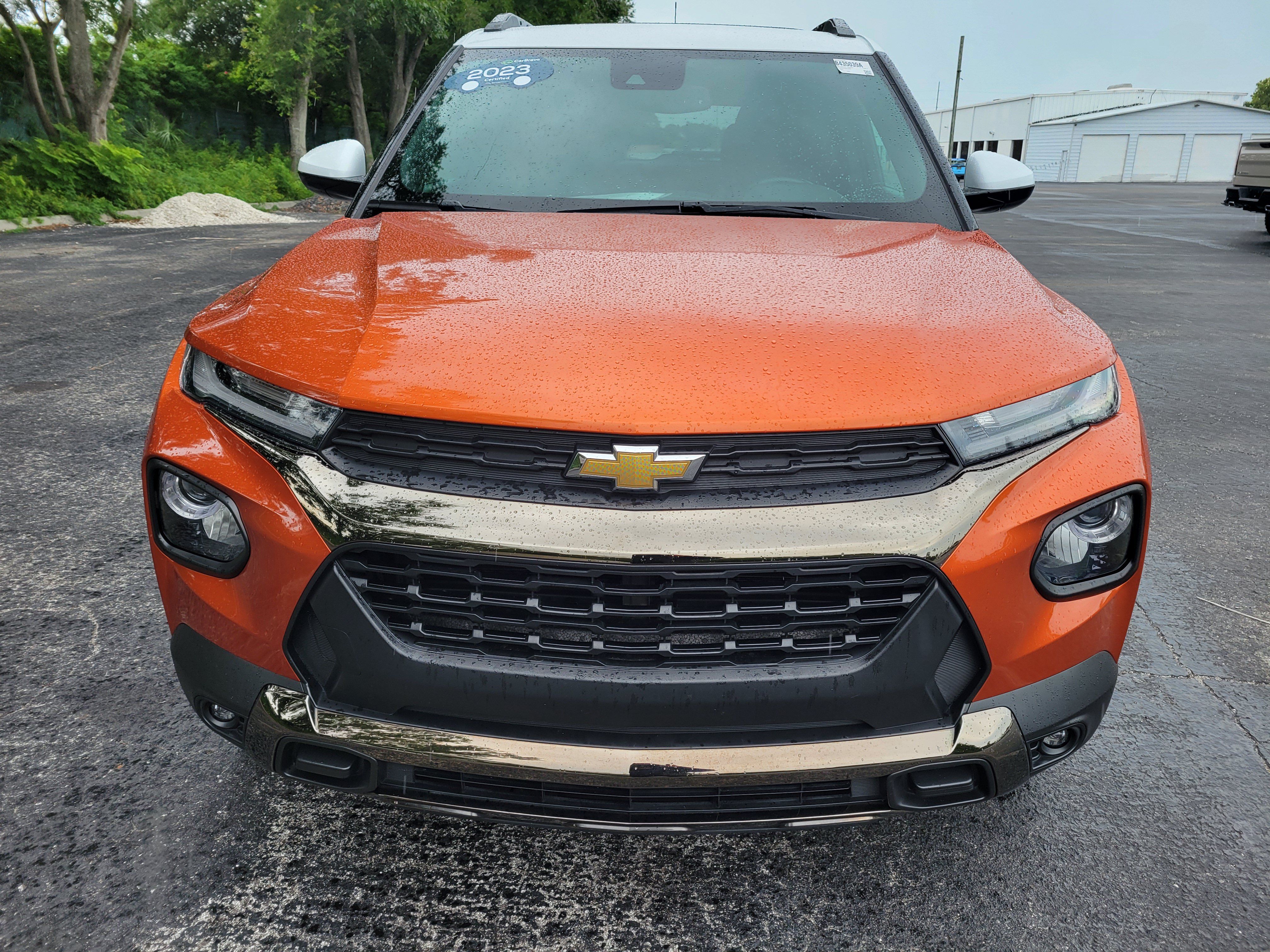Certified 2023 Chevrolet TrailBlazer ACTIV w/ Sun and Liftgate Package FWD image 2