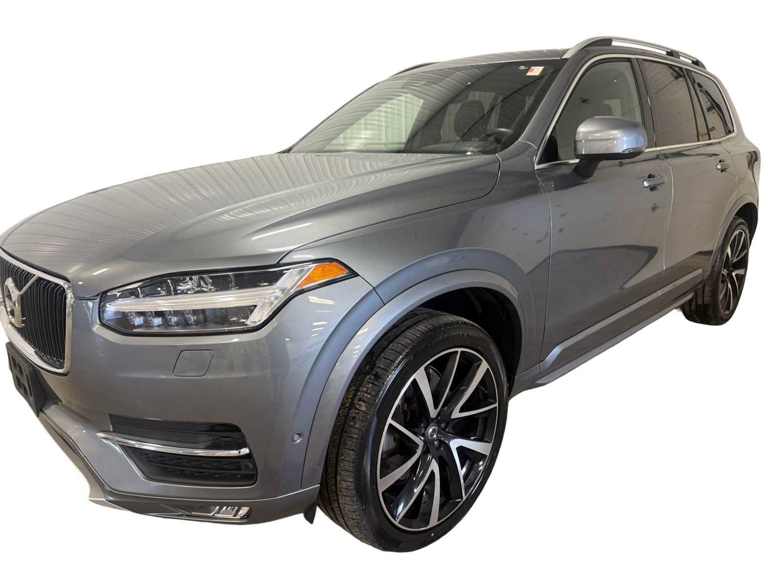Used 2018 Volvo XC90 T6 Momentum w/ Convenience Package AWD/4WD image 6