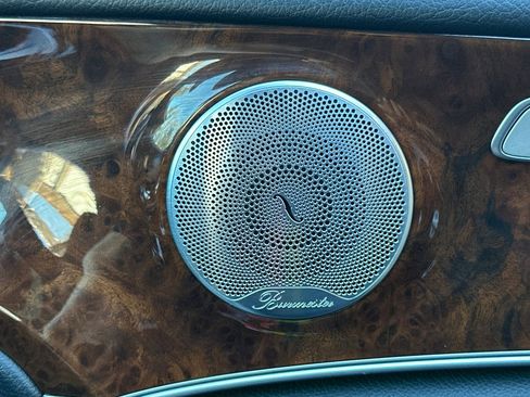 Used 2017 Mercedes-Benz E 300 image 24