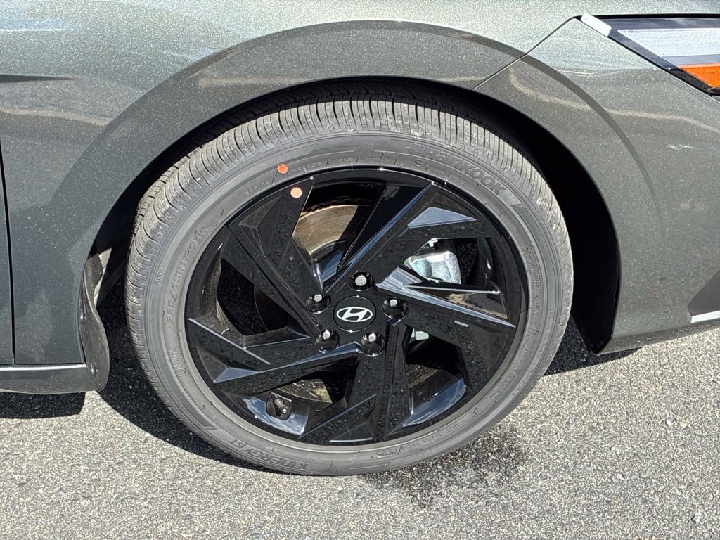 New 2026 Hyundai Elantra SEL Sport FWD image 44