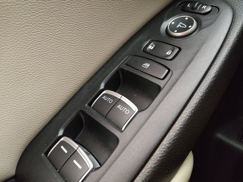 Used 2019 Honda Accord LX image 27