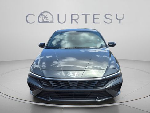 New 2026 Hyundai Elantra SEL Sport FWD image 8