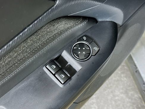 Used 2024 Ford Mustang Coupe RWD image 20